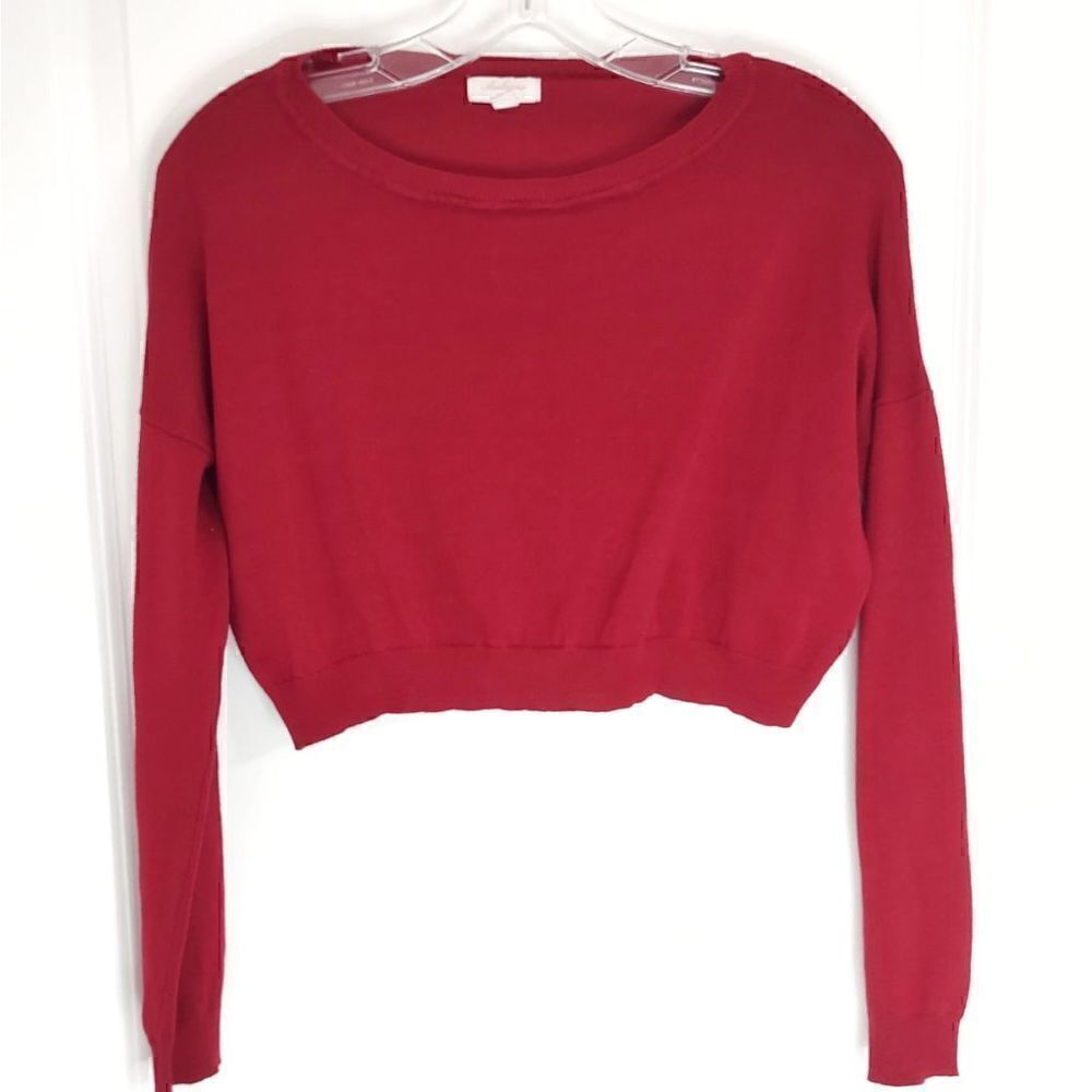 Elegant Red Crew Neck Sweater